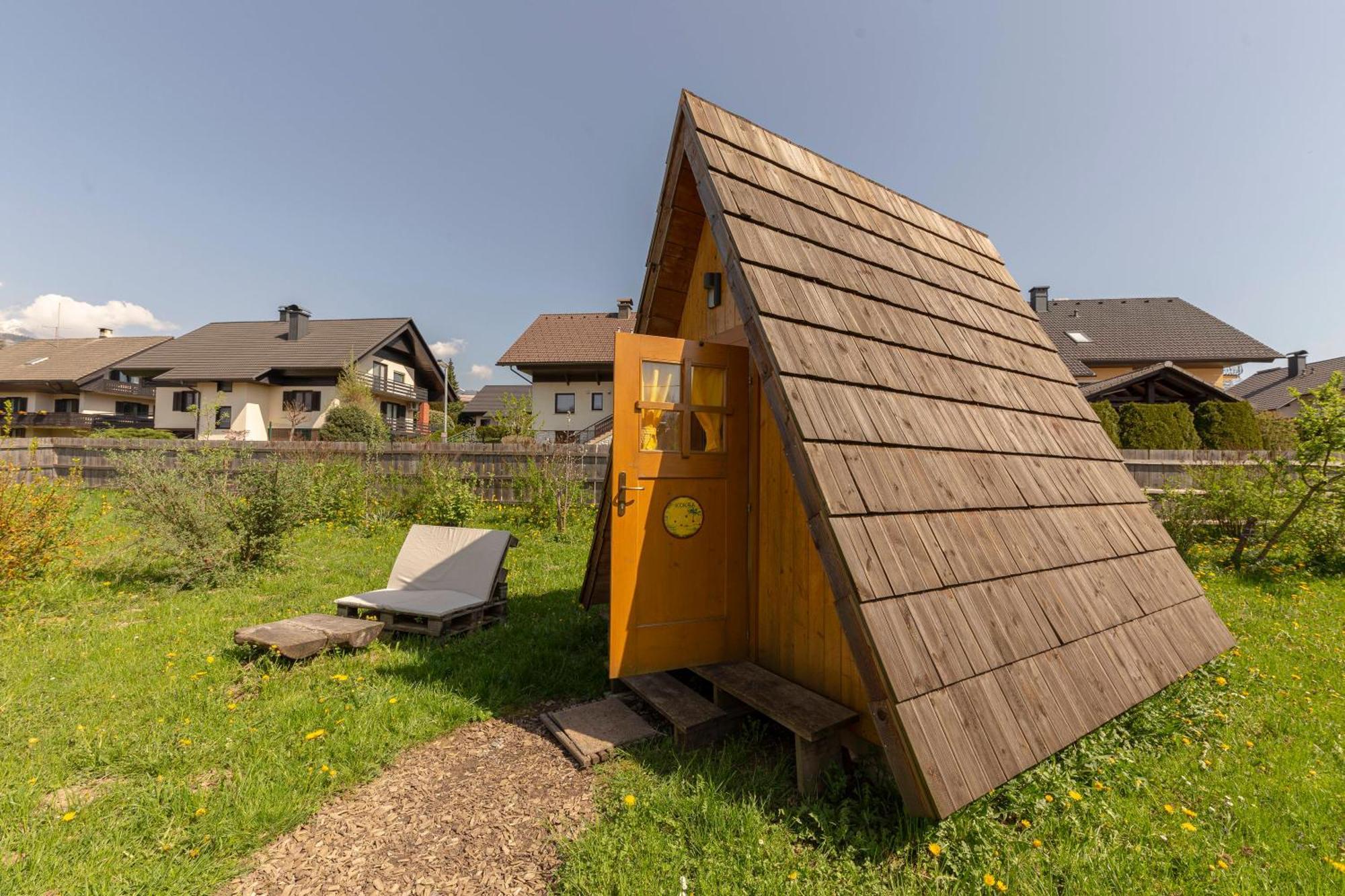 Отель Glamping Mohorjev Grunt Преддвор Экстерьер фото