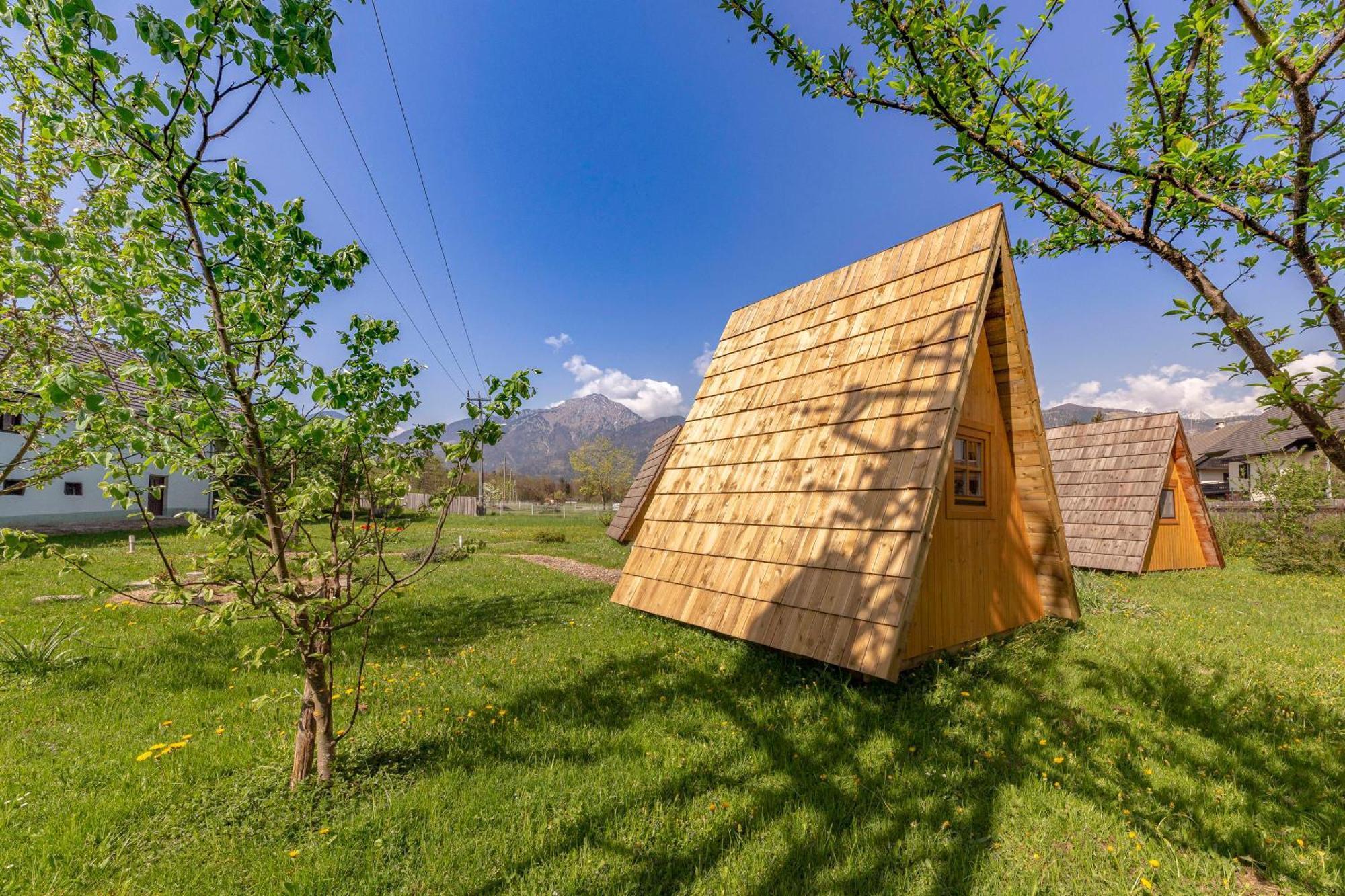 Отель Glamping Mohorjev Grunt Преддвор Экстерьер фото